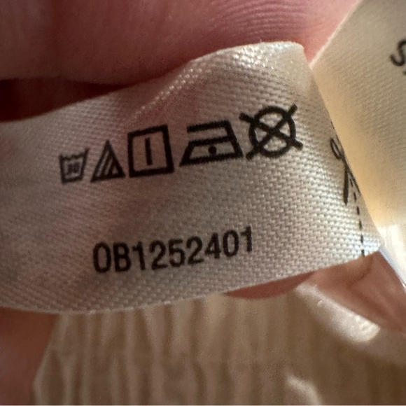 Free people movement women’s white cinch shorts size XS athletic lined crinkle - Picture 10 of 10